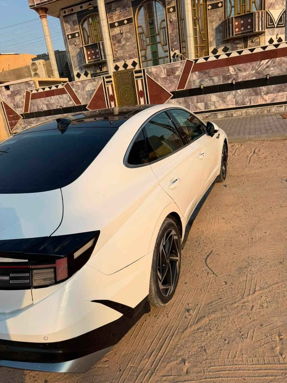 سوناتا 2025  خليجي فول موصفات ماشيه 49 كم محركة 2500 Gdi
حادث صفحتين باب السايق 
وباب خلص الصدر 
مكدر خلفي جزء صبغ 
سيارة مصلحة ب جهاز PDR 
سعر 203 وبيه مجال 
العنوان : بصرة سفوان 
الرقم : *********** 
متوفر من ساعه 10 صياحآ الى 2 ليلآ
فقط. اتصال وواتساب غير متواجد ع الصفحة
