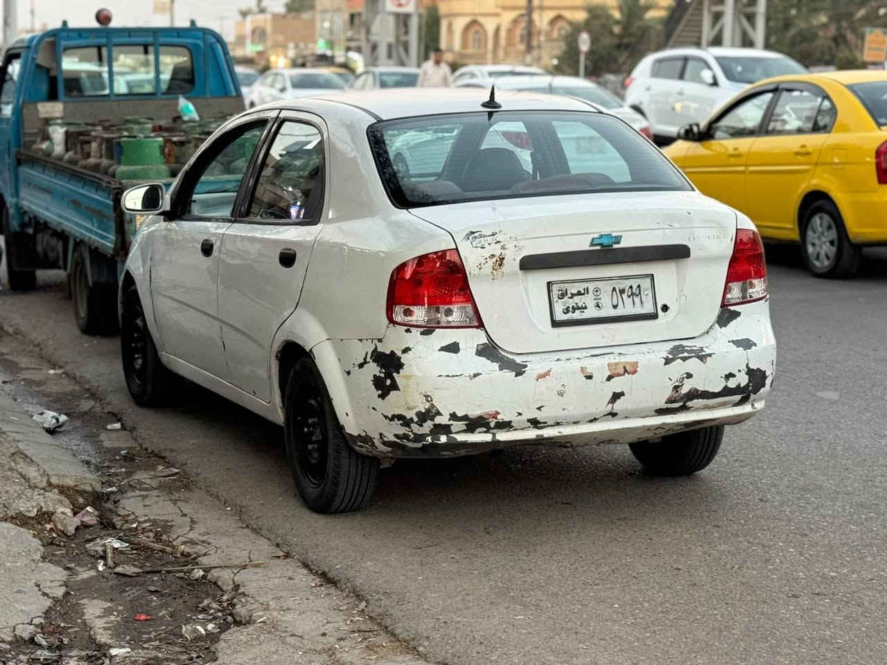 السلام عليكم مكلف  بالنشر  بيع ومراوس السعر 40
للبيع سيارة افيو 2005
رقم نينوى 
كير عادي  محرك استرا 
بيها قطعتين  صبغ جاملقات المامي بدون داخل 

سيارة حلوه وكاعده  ***********

