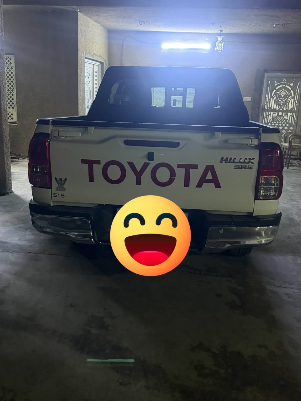 السلام وعليكم
هيلوكس موديل ٢٠٢٠

بيهه بارد قليل بل بدي 

***********

سعر ٢٤٠ بيهه مجال
رقم بغداد 
مكان بغداد
