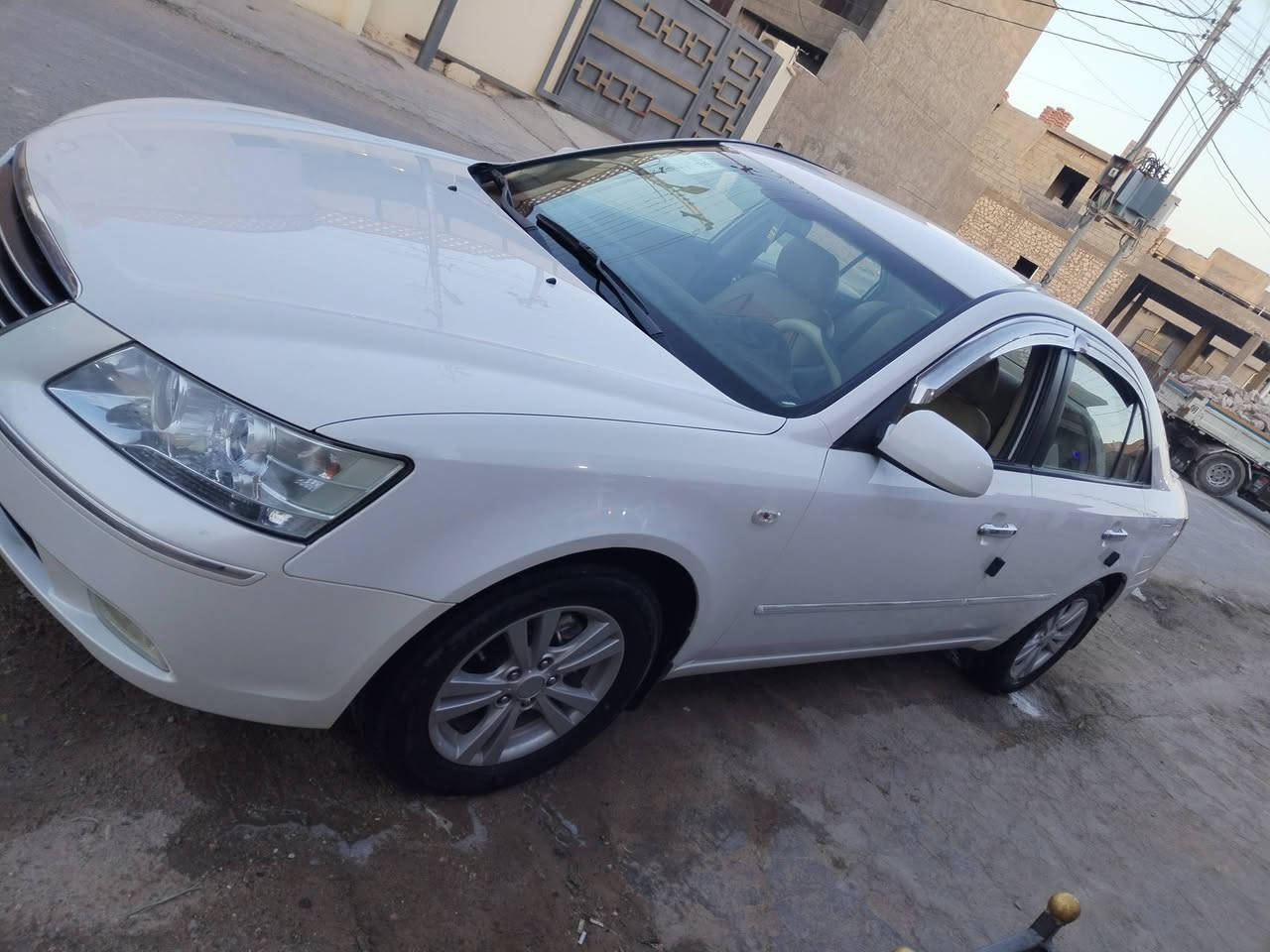 سوناتا خليجي موديل 2009 مكفوله من الصبغ والبارد محرك 2000 رقم انبار جاهزه كير ومحرك وصدر ماشيه 142 الف مكانه هيت السعر 115 بيه مجال استفسار خاص او علرقم واتساب ***********
