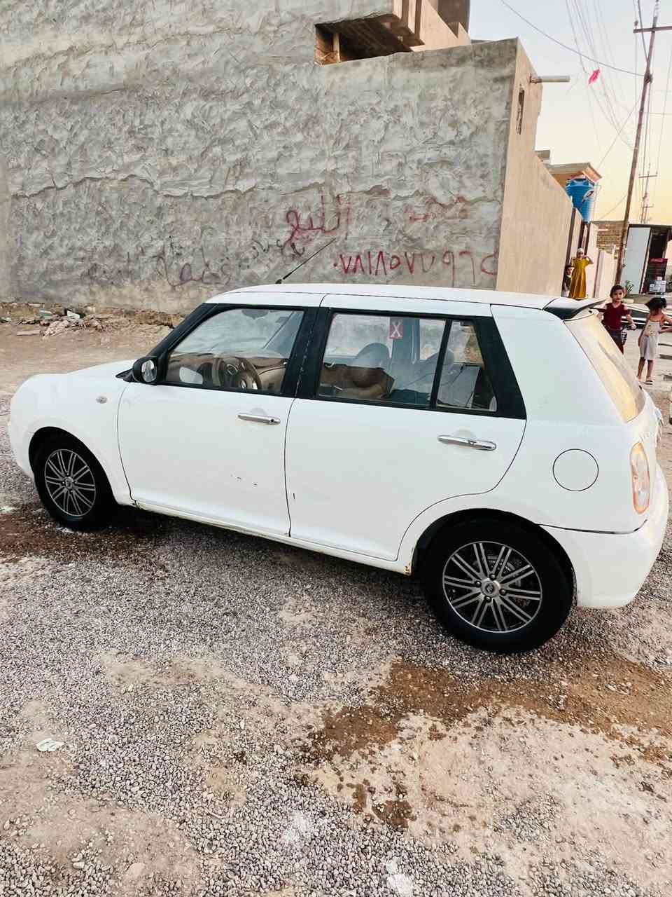 السلام عليكم ليفان  2013 حجم320 رقم بغداد سنويه لل 28 سياره مكفوله كفاله عامه
مكينه كير تبريد حداديه مكفولات 
السياره جديده ومال جناي بلعافيه علياخذه السعر اتصل *********** مكاني بابل القاسم
