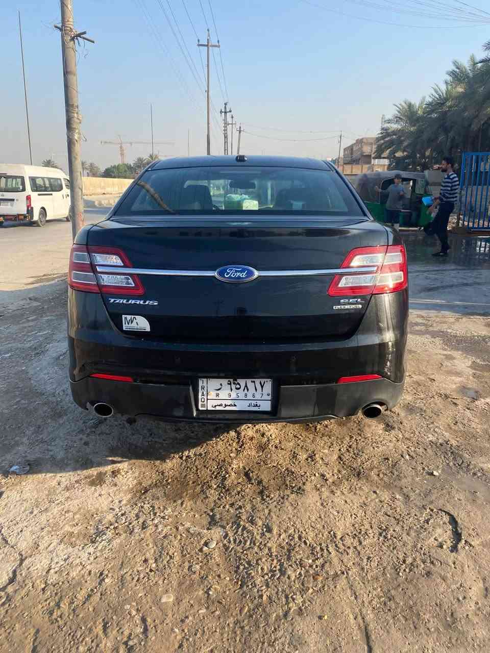 سيارة فورد تورس للبيع مودل 2013
السيارة بس الجاملغ مجولح
السعر 95 
رقم الهاتف ***********
