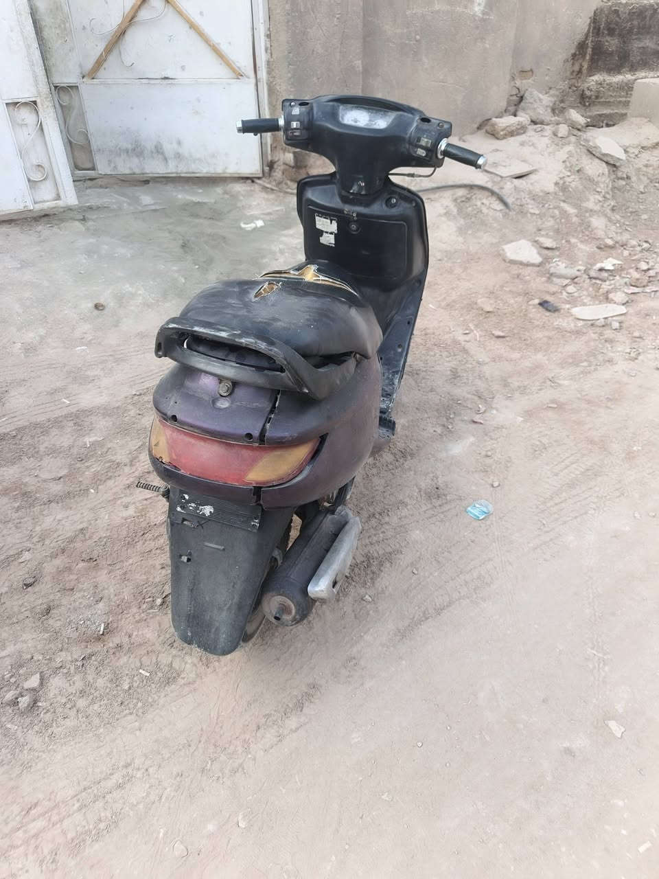 فراشة • سلف • نهضة ضعيفة