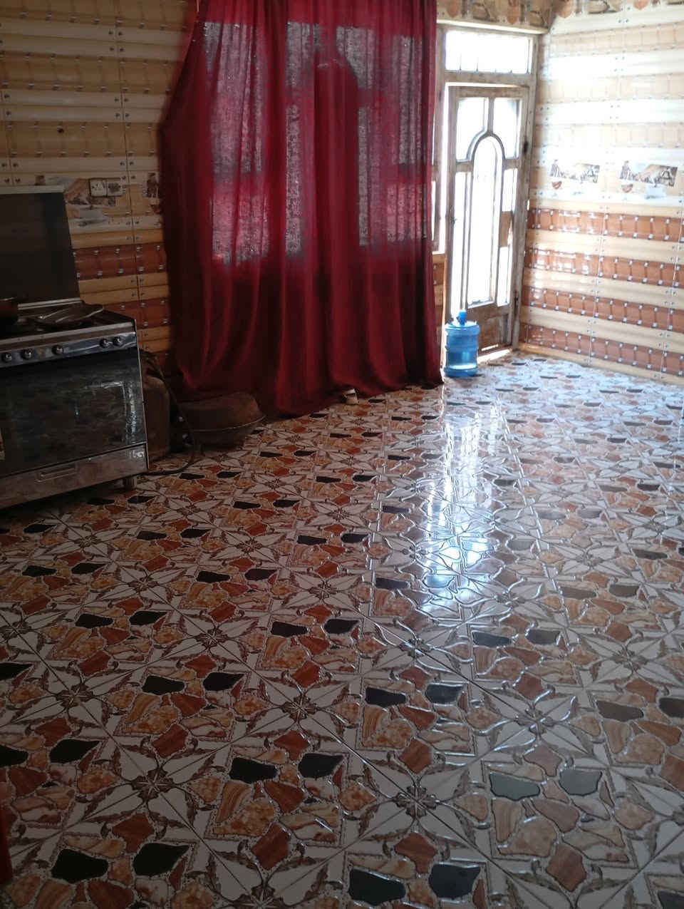 بصفه شارع النفط • ٤٠٠م • مبني ٣٢٠