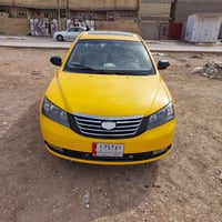 امجراند ٢٠١٣ • كورلا ١٨٠٠ • مصفره