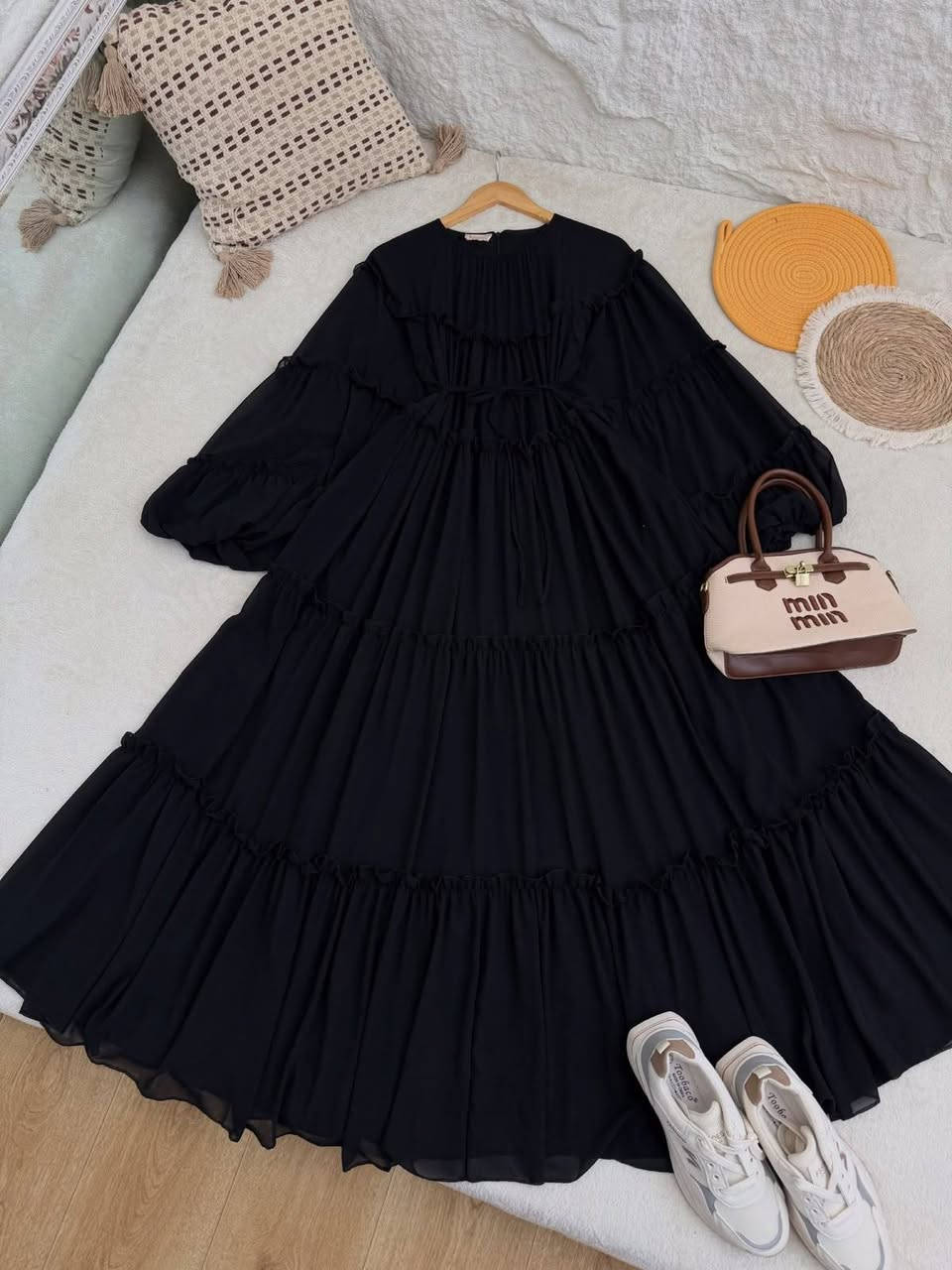 الاستفسار والحجز فقط واتساب+9647775744834
شيفون مبطن سعر 35
40 الى48
