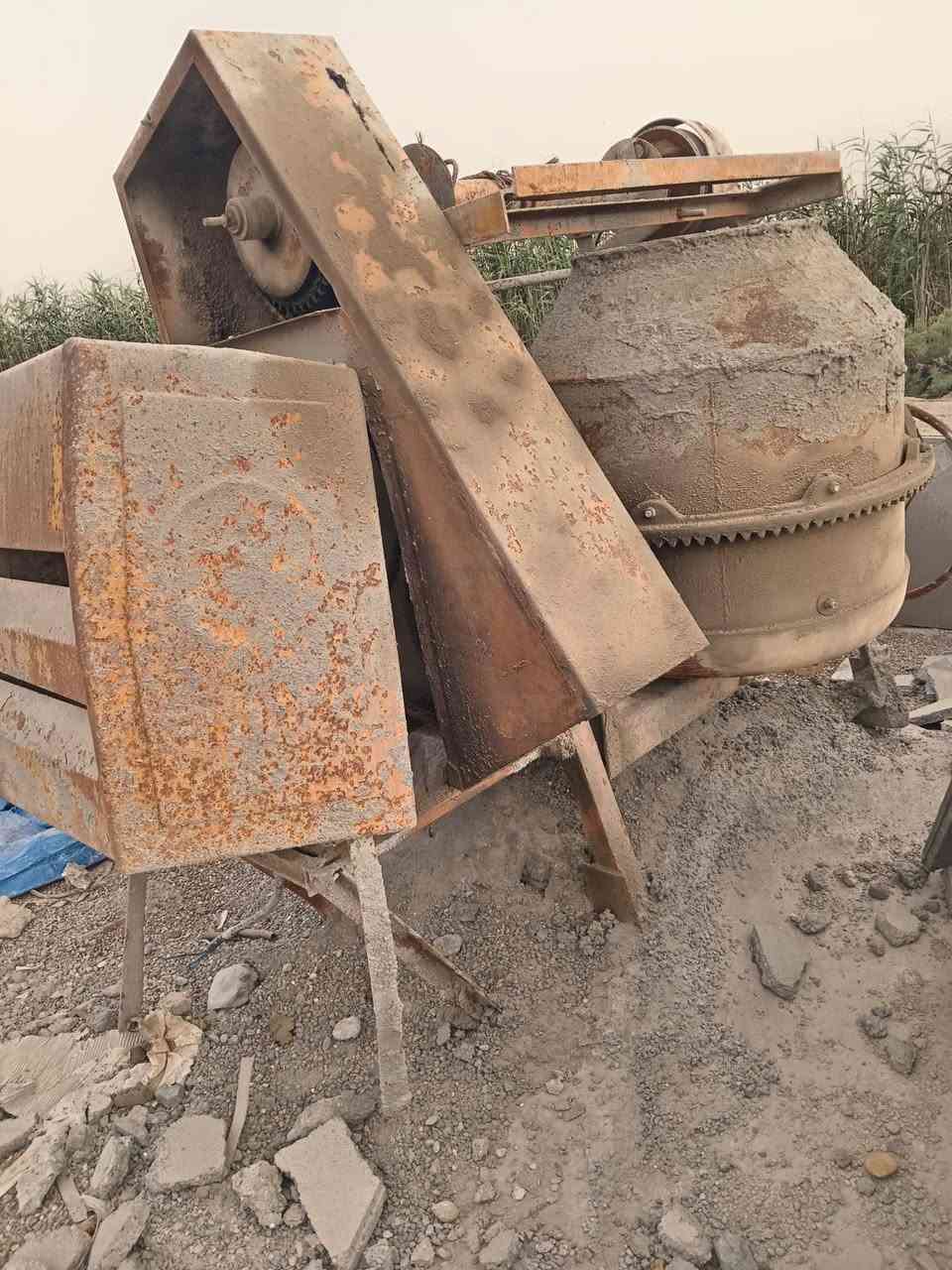 خباطه هايدروليك. خباطه روك. قالب سمك ٣.٥ و ٤ سم. هزاز. مكبس كاشي. جلايه. مولد كيه. قالب ٦٠ ب ٤٠ قالب ٤٠ ب ٤٠ ارضيات وكيبل للاتصال ب *********** واتساب
