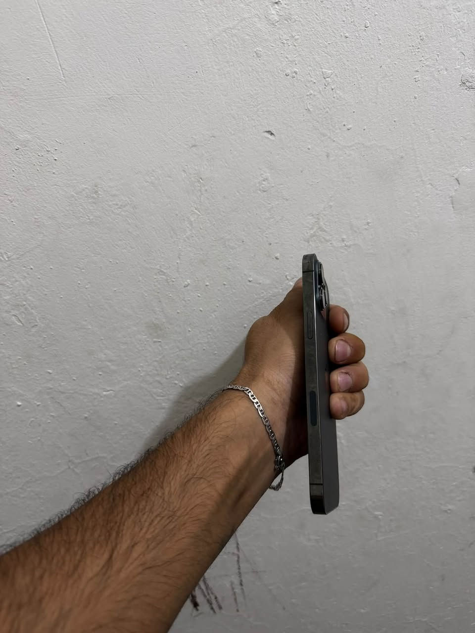 ايفون 13 برو ماكس • ٢٥٦ • شاشة مبدلة