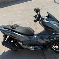 pcx جيل رابع كوري لون رصاصي دراجه كفاله عامه اوراق كامله مدفوع كمرك  ك...
