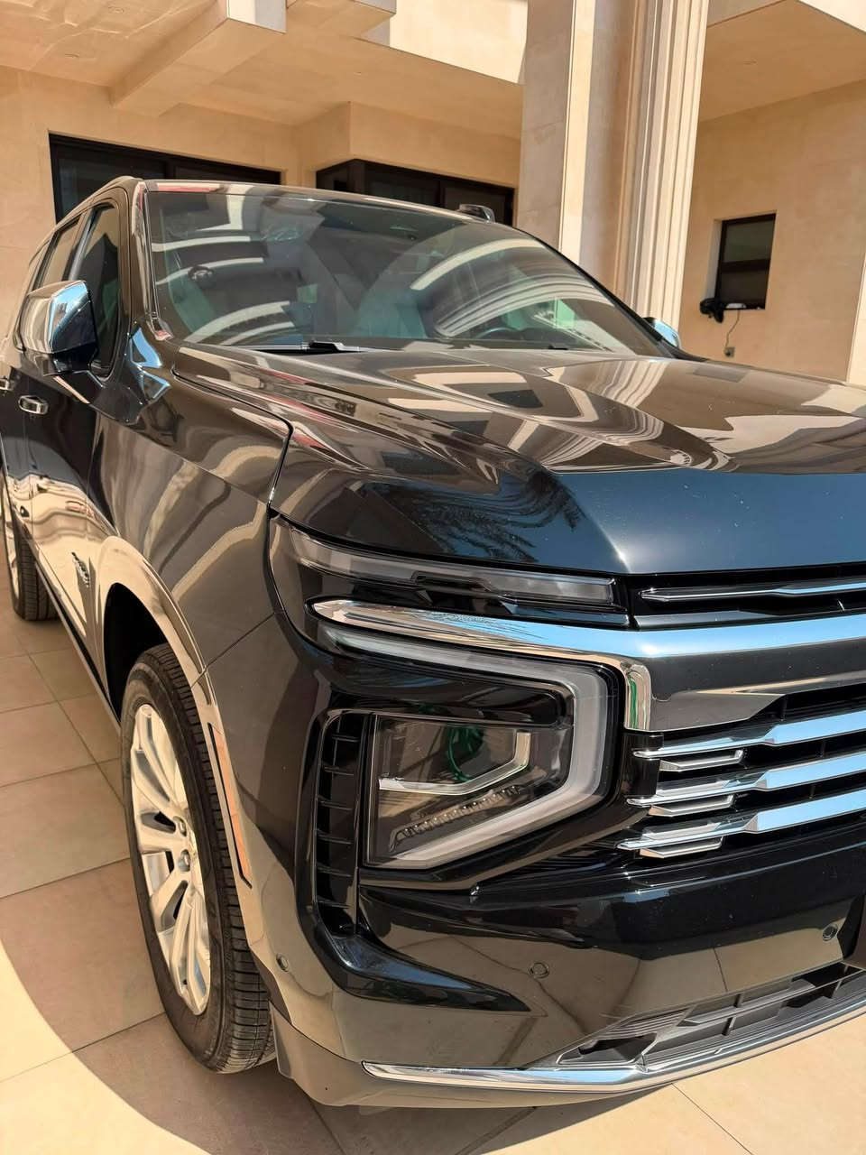 🚗 للبيع
Chevrolet Tahoe Premier 2025

تاهو بريمير 2025  - وكالة المنصور 

✅ المواصفات :

▪️ الممشى: 26 ألف فقط 

▪️ الوارد: وكالة المنصور 🏁

▪️ قياس االويل: 22 إنچ 🛞

⚙️ المحرك: 8 سلندر 5300 سي سي

• دفع رباعي (4WD)

• جير أوتوماتيك 10 سرعات

• نظام تعليق هوائي متكيف

• شاشة وسطية كبيرة + نظام ملاحة 🗺️

• شاشة عدادات ديجيتال

• نظام صوتي Bose 🔊

• مقاعد جلد ابيض

• تبريد وتدفئة للمقاعد الأمامية والخلفية 💺

• تحكم كهربائي كامل مع ذاكرة

• صف ثالث مريح

• فتحة سقف بانوراما 

• كاميرات 360 درجة 

• حساسات أمامية وخلفية

• نظام ركن ذاتي

• مثبت سرعة ذكي (Adaptive Cruise Control)

• نظام الحفاظ على المسار

• تحذير النقطة العمياء

• نظام فرملة طوارئ

• Head-Up Display

***********
