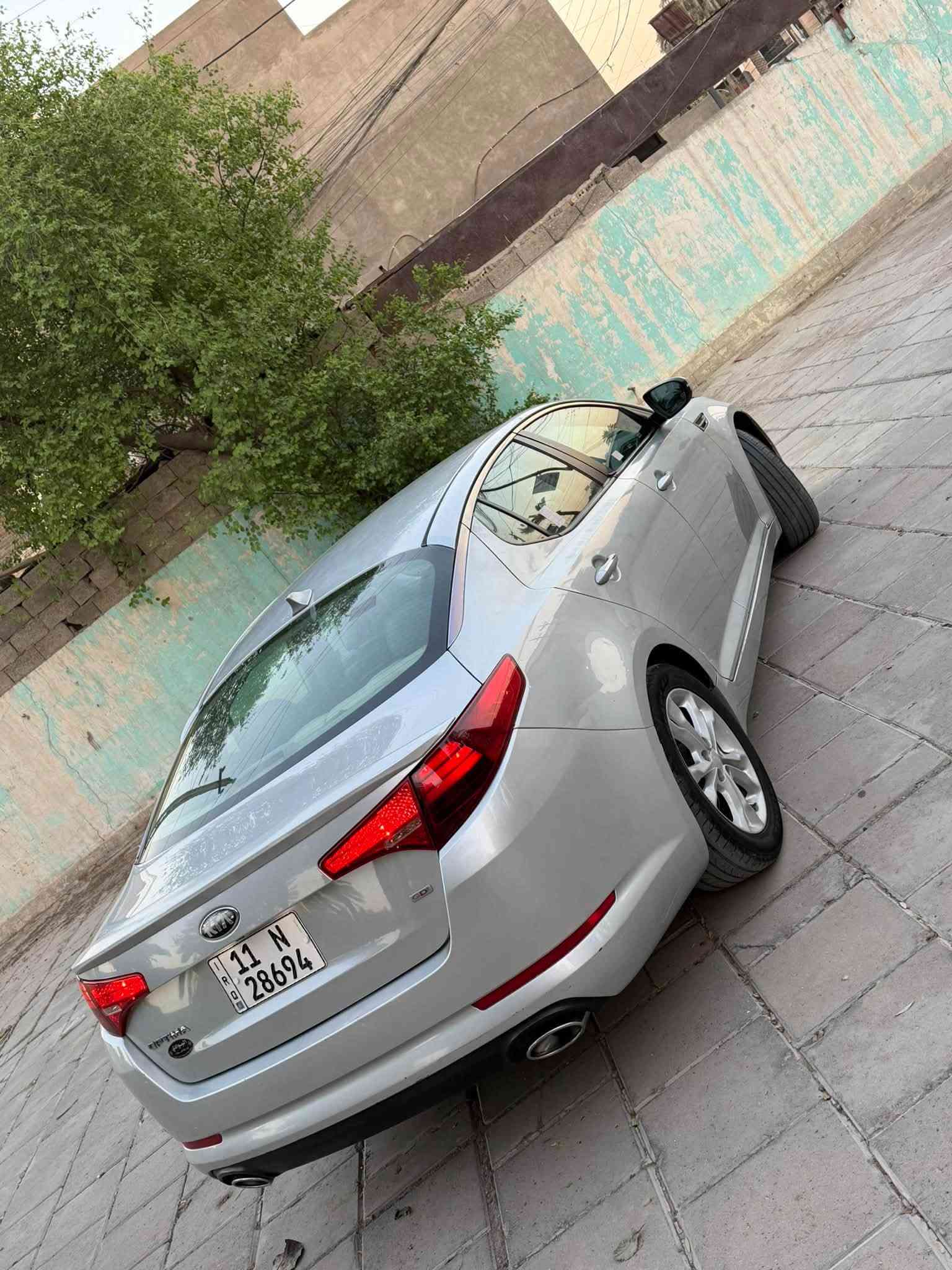 السلام عليكم
للبيع كيا اوبتما ٢٠١٣ رقم بغداد باسمي

السيارة نص فول 

شاشا كامرا

حساسات تحكمات جهتين

مثيت سرعه واشاير مري

مكينه ٢٤٠٠ 

مابيهه اي نقص كير مكينه صدر كله جديد

كشنات جلد 

السياره جداً جاهزه ومناسبه

حادثهه بيبان ثنين وجاملغ خلفي لغد شاصي كفالة

السعر ٩٠ ورقه ومجال بسيط مكاني بغداد 

***********
