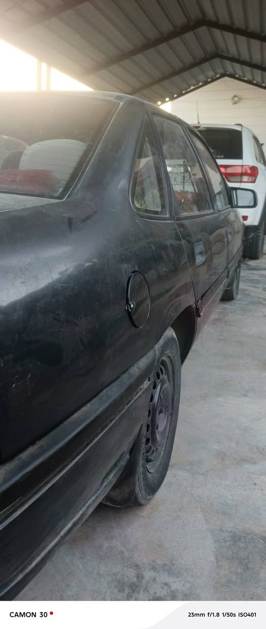 اوبل فكترا موديل 93حجم 16 قايش عريض لون أسود لماعي سنويه ل29 هلالات شرط ما معمره بدون خياس بل فيدو موضح كلشي ***********كلشي عل بلاد
