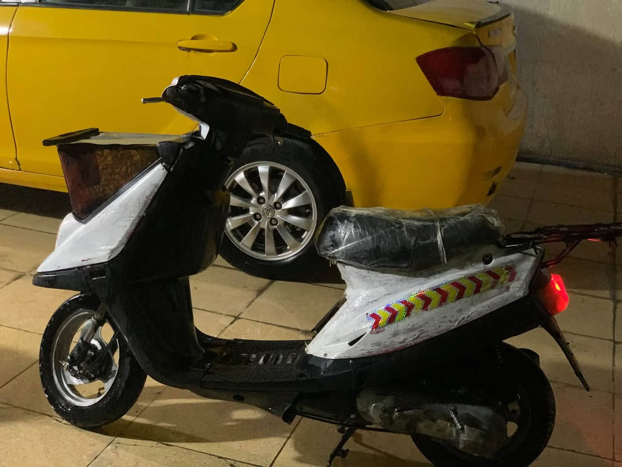 سلام عليكم يوماها للبيع شغال مابي اي عيب كفرات بلادي السعر 175  الف بي مجال اشوي   ***********
