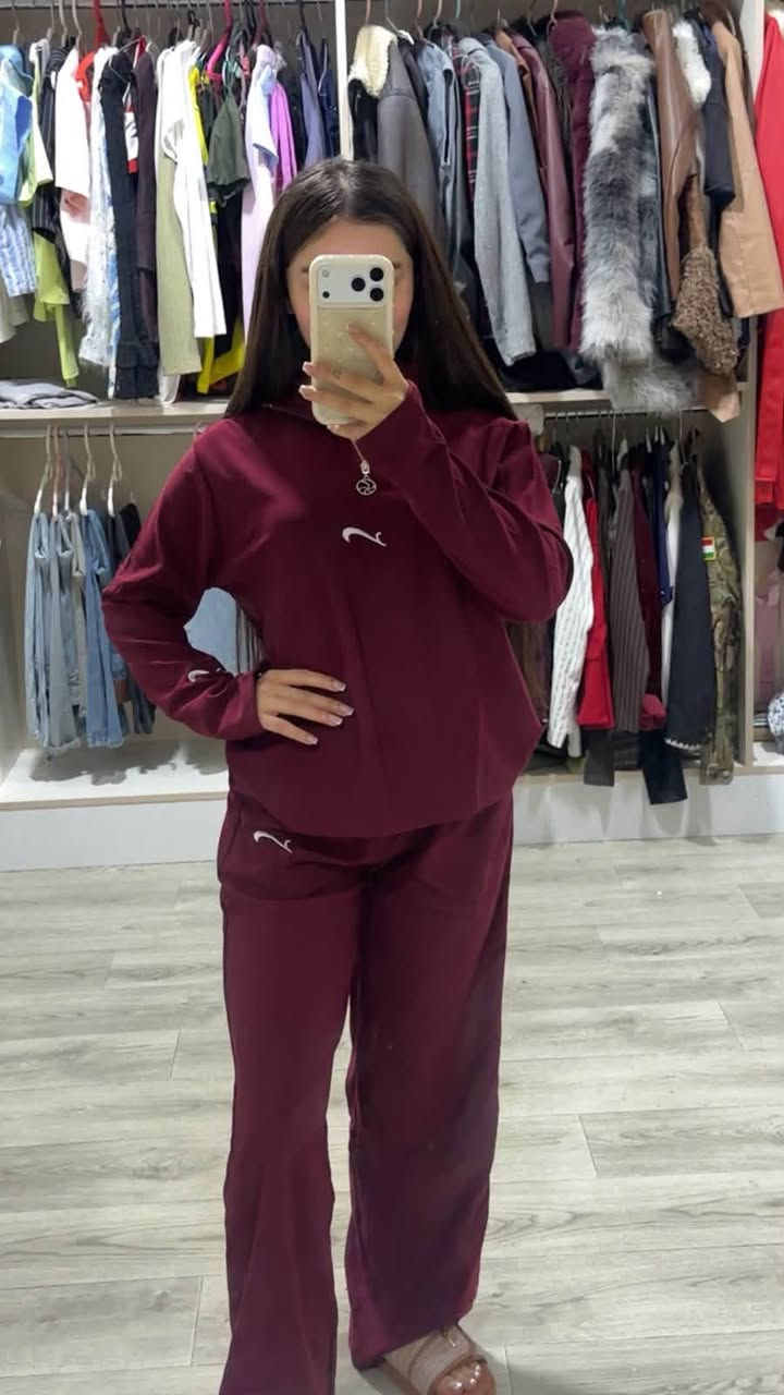 جمله و مفرد 
موديل جديد الشتاء  ماركه نايك  ⚜️
ياخه مدور 
قياسات m-l-xl-2xl-3xl
٥ لون موجود 
رقم واتساپ 
***********
