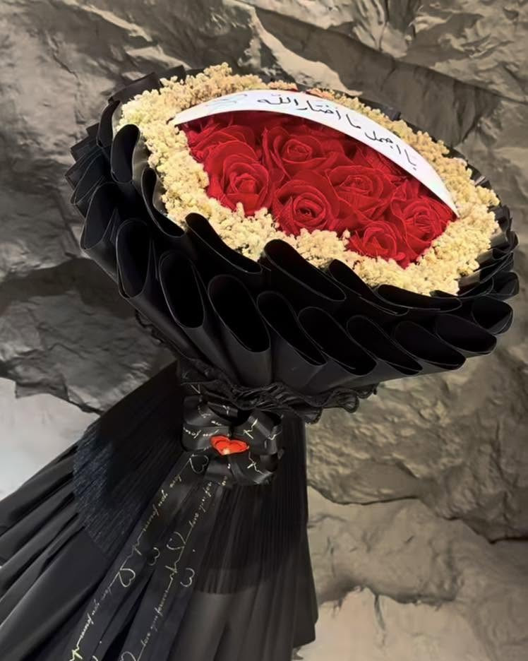 🌸💐 بوكيهات ورد اصطناعي 💐🌸

ورد يدوم وجمال يبقى 🤍✨
بوكيهات أنيقة بتنسيقات جميلة، تضيف لمسة راقية ومميزة لكل مكان ومناسبة 🎀

🌷 مناسب للهدايا
🎁 للمناسبات والزيارات
✨ ديكور أنيق يدوم لفترة طويلة
💖 تنسيقات مميزة حسب ذوقك

اختاري بوكيهك المفضل وخلي هديتك تحكي عن ذوقك 🌸
📩 للطلب والاستفسار تواصلوا معنا.
***********
***********
