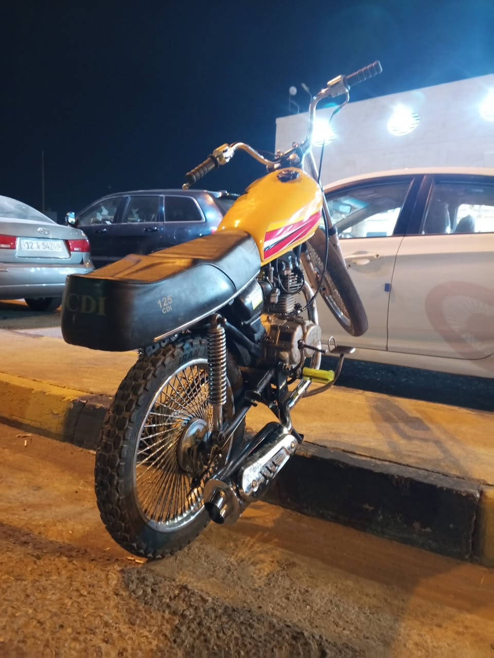 ❌ماطور تايكر 19
❌مكينه نار معمره جديد 

❌معمره بستم ولفات وجسر 

❌دبلات ورا وجدام شغالات

❌وياله نضاف 

❌صالنصه رياضي 

❌للبيع او معارض بدراجه 60

❌التواصل على الرقم(***********)

❌السعر 270بي مجال بسيط

