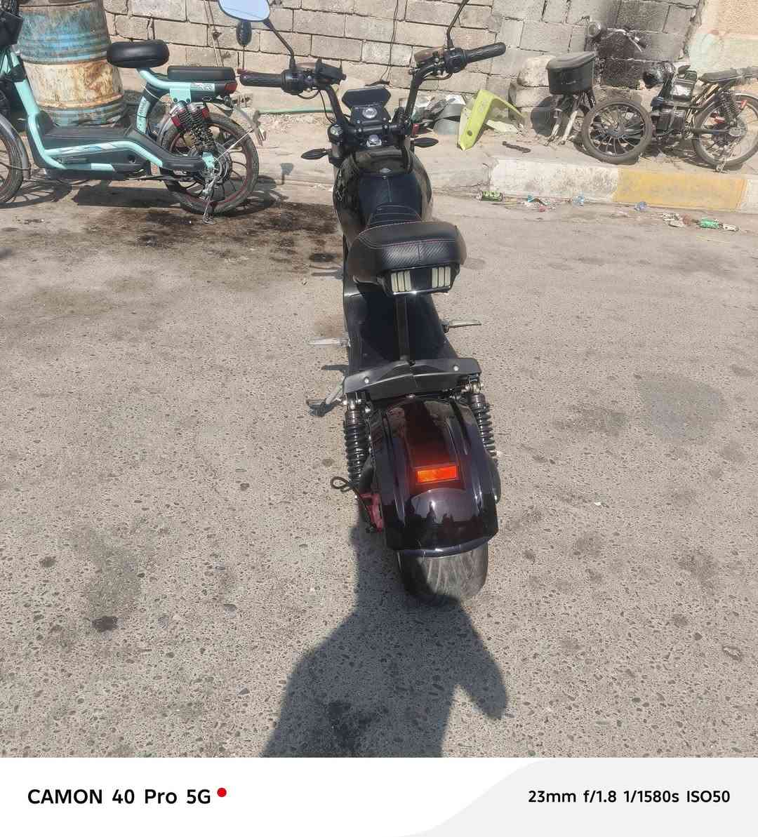سلام عليكم باسكل شحن 5بطاريات جدد عل فحص كهربائياته شغاله السعر 650وبي مجال المكان التيميم الرقم ***********
