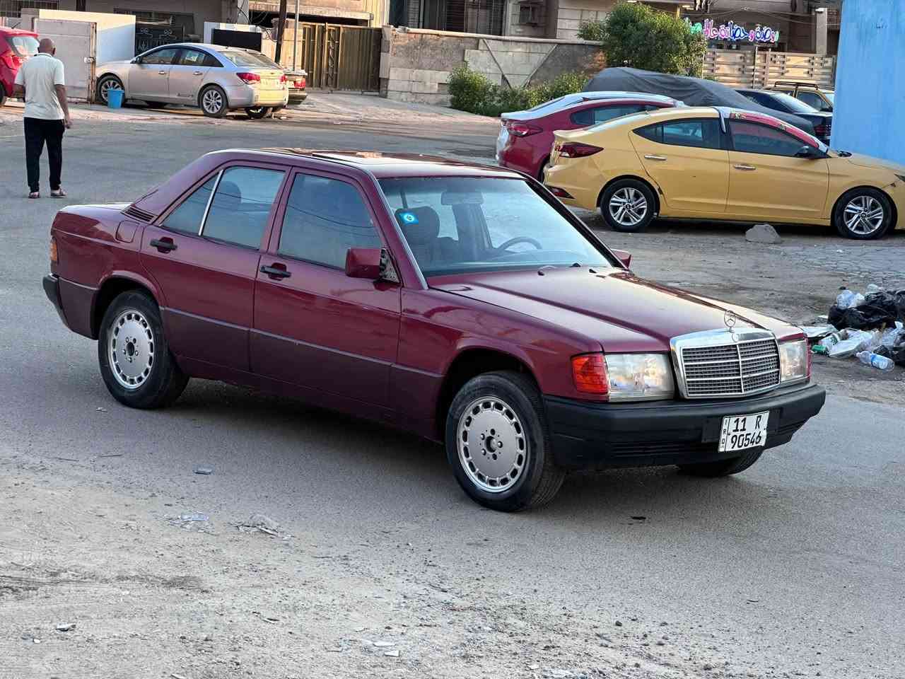سلام عليكم 
للبيع مارسيدس ١٩٠ طيارين موديل ١٩٩٢ فول مواصفات 

السياره محرك كاز بلازي ٥ سلندر سوبر جارج طياره بل مشي

سياره قتصاديه كلش وما بيها اي صرفيات ونشطه كلش وسريعه

كير اوتماتك محرك وكير جدد مكفولات صدرين جدد تراي صفر

رقم بغداد الدولي شرط التحويل سنويه جديده هزه جديده 

صبغ عام جماليه بدون اي ضرر او تعمير او خياس فقط رش ￼

سياره حلوه مال جني ومال بيت ما متعوبه وكلش قتصاديه

السعر46 ورقه وبي مجال للشراي العنوان بغداد حي الخضراء

*********** ممتواجد ع النت الي يحب يتصل

