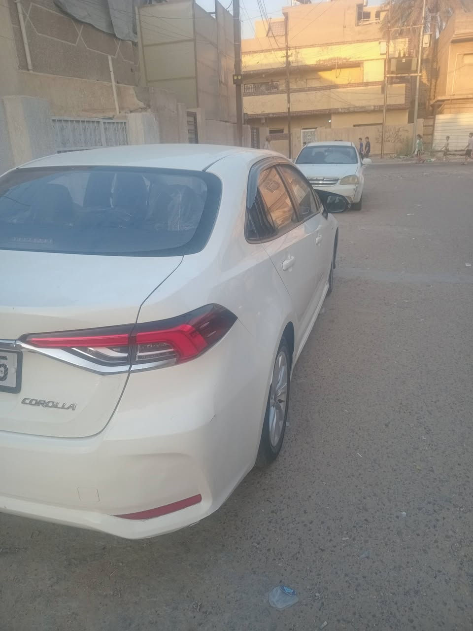 سلام عليكم
كورلا هايبرد ٢٥فول عده الكشن مو كهرباء شكل الخليجي ماشيه ٣٢ مواصفات معروفه الأضرار موضحة بالسونار فقط الدعاميات وتكحيل بصيط بقبق الجنطه 
سنويه إصدار جديد مع الهزه 
للتواصل على الرقم 
***********

نص مكتوب في الصور:
- كار تشيك الكشف عن الصبغ السمكرة البارد التبديل الخدوش المحرك الكير المنظومات الكهربائية العنوان الفرع الأول : بغداد - البياع - تقاطع درويش - مقابل المجمع السكني الفرع الثاني : بغداد -طالبية - حي جميلة -شارع خير الله- مجاور مسجد ائمة البقيع *********** *********** تاريخ الفحص 2026-09-11 الوقت 9:27:42 PM اسم صاحب السيارة احمد حميد رقم السيارة 11 F53415 النوع والموديل تويوتا كورولا/ابيض2025 ملاحظة : الفحص نافذ لمدة 3 ايام من تاريخ الفحص الجانب الايمن طخة جاملغ خلفي _ طخة جاملغ امامي _ رصعات وخدوش في الجانب الجانب الايسر طخة باب خلفي _ رصعات وخدوش في الجانب المصد الخلفي بارد وتكحيل قبق جنطة _ صبغ ومفتوحة دعامية الجزء العلوي رصعات خدوش قمارة المصد الامامي صبغ ومفتوحة دعامية _ رصعات خدوش بنيد تقرير الفحص النهائي للقطعة المرقمة : 11 F53415 النوع والموديل تويوتا كورولا/ابيض2025 بتاريخ 2026-09-11 CAR CHECK