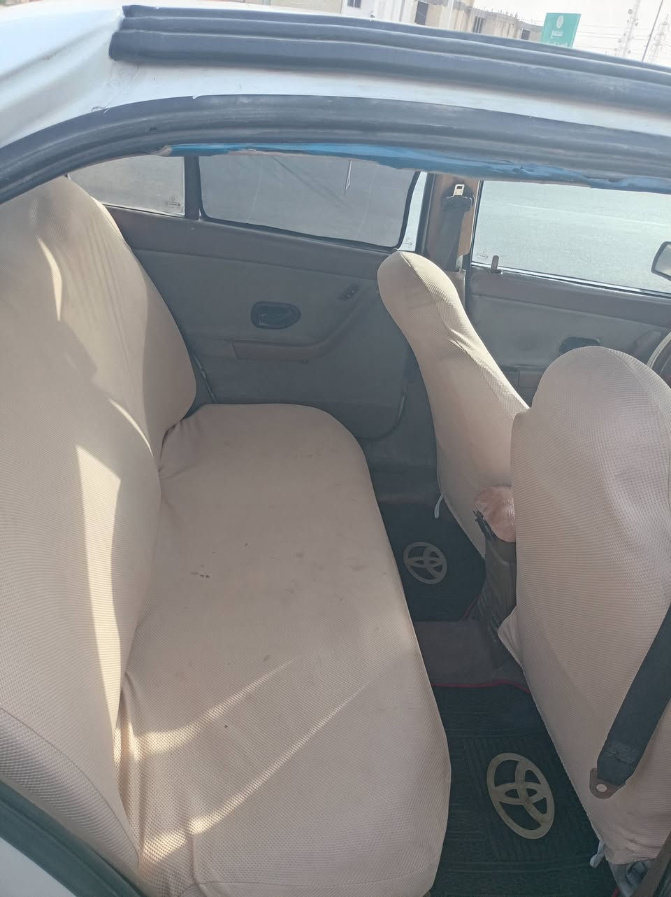 سلام عليكم سمند للبيع حداديه زينه باتري جديد تبريد شغال رقم مثنى بيه صبغ مكانات سعر ٢٨ وبيه مجال رقم موبايل ***********

