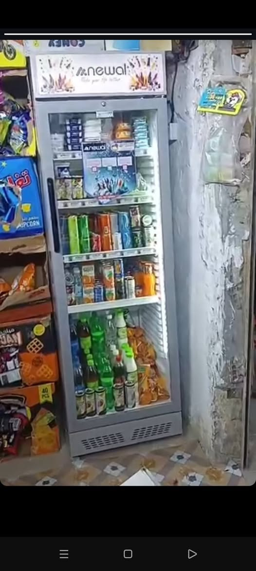 سلام عليكم عارضه للبيع جديده الله يشهد نوعيتها شركه نوال تركي حته ضمانه موجود مابيه اي شي فول تبريد تجي تفحص وتشوف مكاني شاميه ***********
