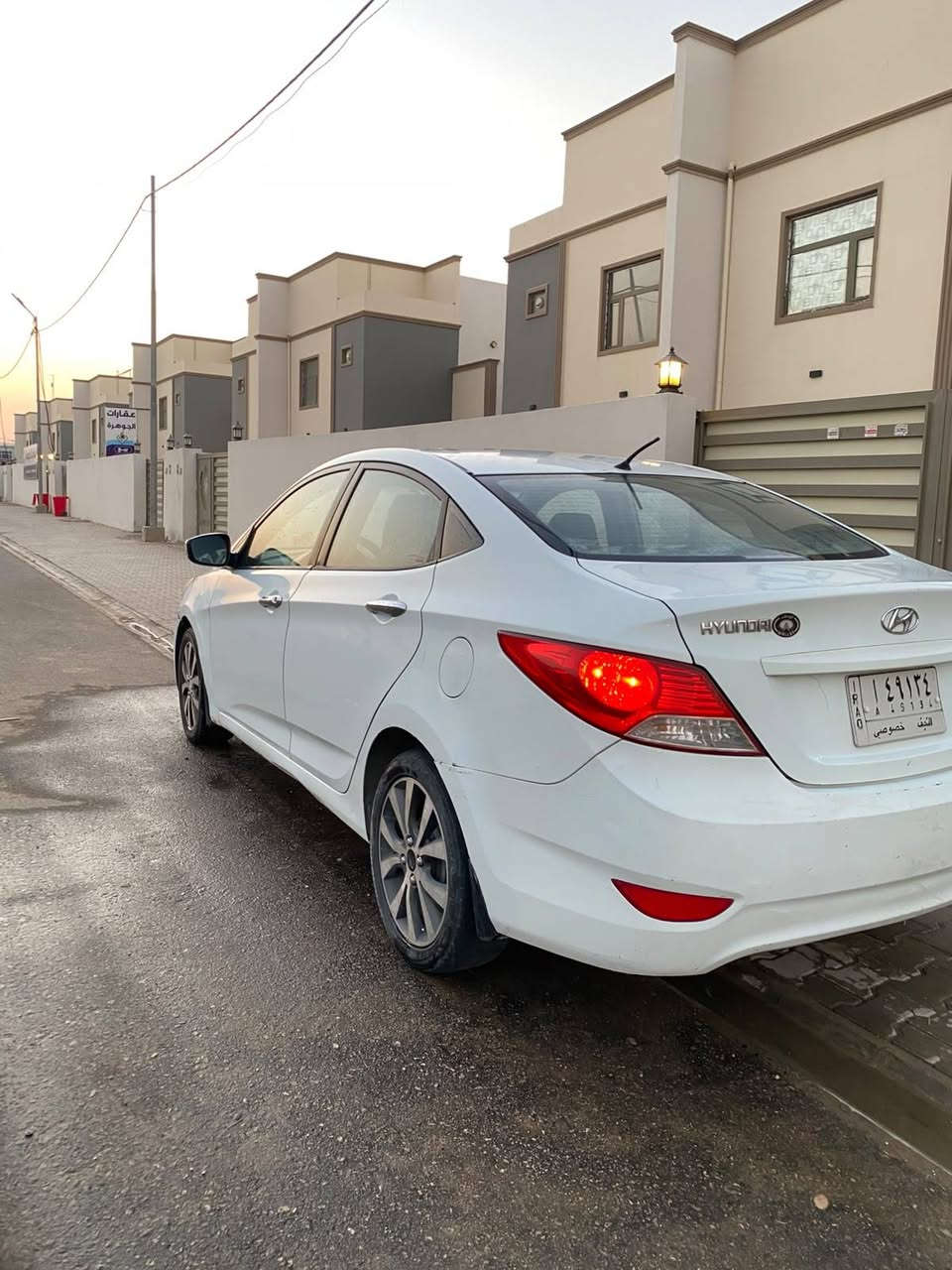 السلام عليكم اكسنت للبيع 13 خليجي محرك 160 قطرتين محرك وكير جيدات تبريد ممتاز  رقم نجف باسمي سنوية 27 جاملغ امامي مبدل قليل صبغ باب السايق على كد شبر والجاملغ الخلفي ايضا على كد شبر بالذيل وشخوط بسيطة باب الصدر ومربع قليلة صبغ السعر 85 العنوا ن النجف الاشرف  موبايل ***********
