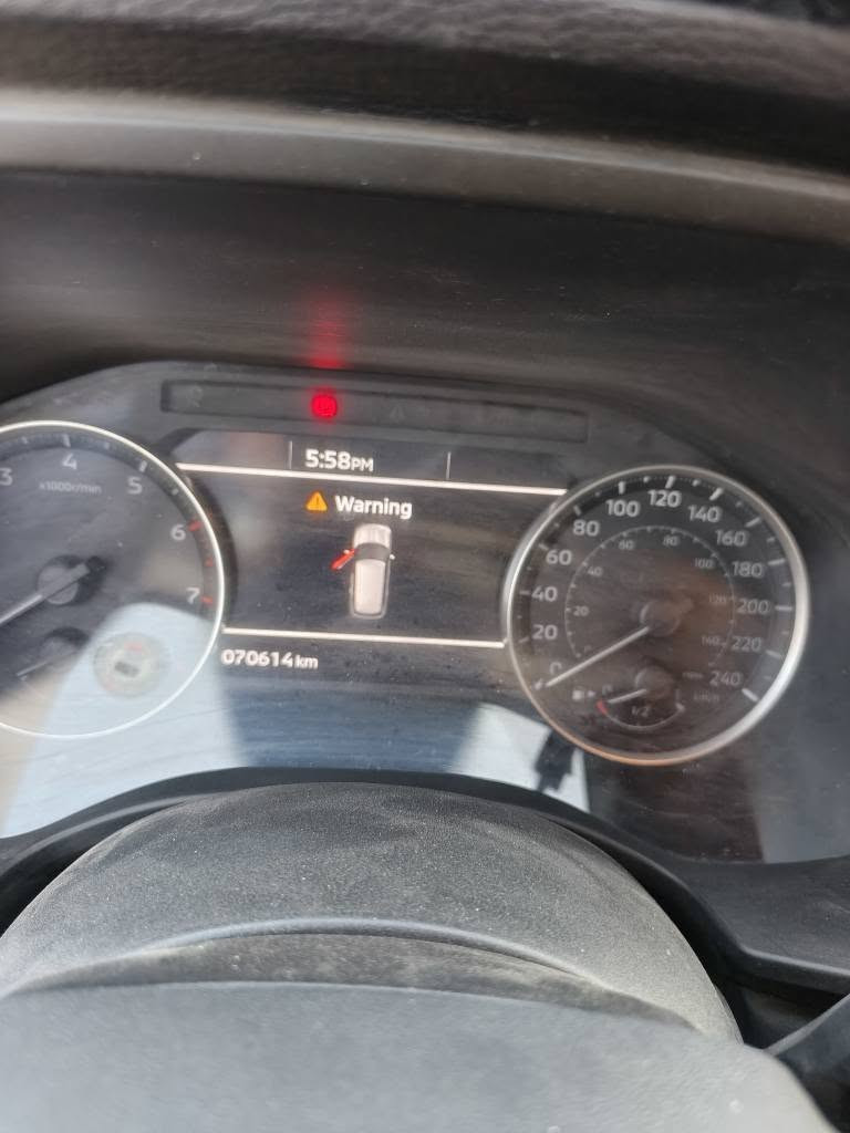 🔥 للبيع وبسعر مناسب للجادين فقط 🔥🔥
‏🚘 ميتسوبيشي أوتلاندر كندي موديل 2022 🇨🇦
‏✨ فول مواصفات | 7 ركاب | سيارة راقية جداً
‏✅ محرك 2500cc تنفس طبيعي
‏✅ ماشية فقط 70,000 كم
‏✅ فتحة سقف
‏✅ أبواب بصمة
‏✅ هاند بريك بصمة
‏✅ رادارات أمامي + جانبي + خلفي
‏✅ تثبيت سرعة
‏✅ 7 ركاب
‏✅ سنوية جديدة
‏✅ باسمي والتحويل مباشر
‏🛠️ الأضرار:
‏ضرر جانبي + بجم خلفي كبس، والسيارة جاهزة للفحص والمعاينة.
‏⭐ السيارة نظيفة وراقية جداً، وجديدة بمعنى الكلمة من الداخل والخارج.
‏📋 الفحص على المشتري، والبيع للجادين فقط.
‏موقع السيارة كركوك/بيها بطاقة بانزين
‏📞 للاستفسار والتفاصيل التواصل خاص.***********
‏💰 السعر: يُذكر للجادين.
‏ كركوك, العراق
