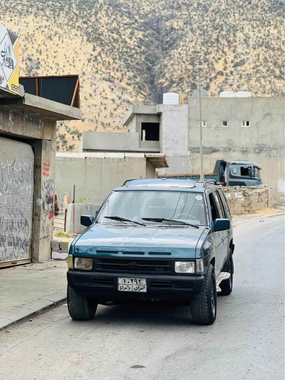 نیسان پاسفندەر دەبل اکسل گیر مەکینە بەشەرت مەکینە مزبوت مەکینە زور بە قوەتە ٦پستن خازو بەنزین دینار مەسروفی تیدانیە سەنەوی اسلی بسس اوەلیات ٢٢ وەرەقە *********** واتساپ أربيل, العراق
