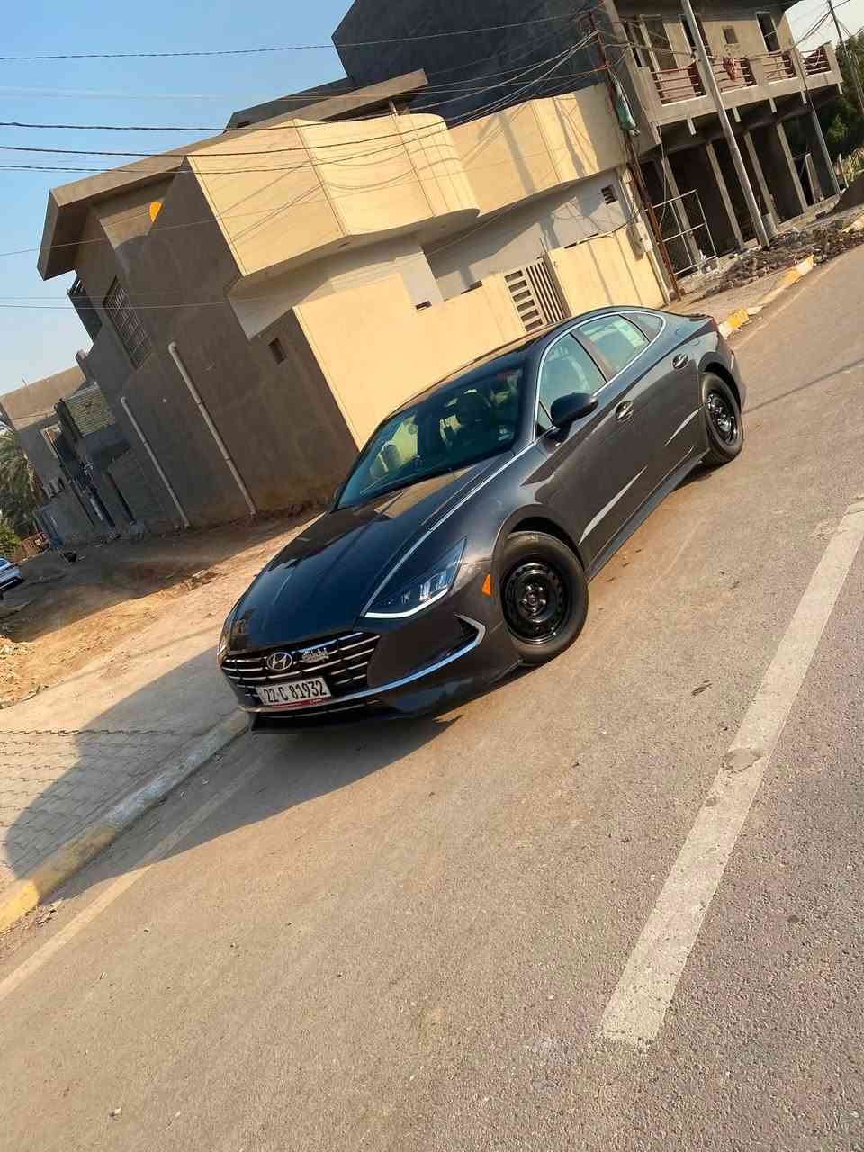سلام عليكم سوناتا للبيع فقط موديل 2021 حادثه جاملغ خلفي ونص باب كلير من امريكا مواصفات عاديه ***********
