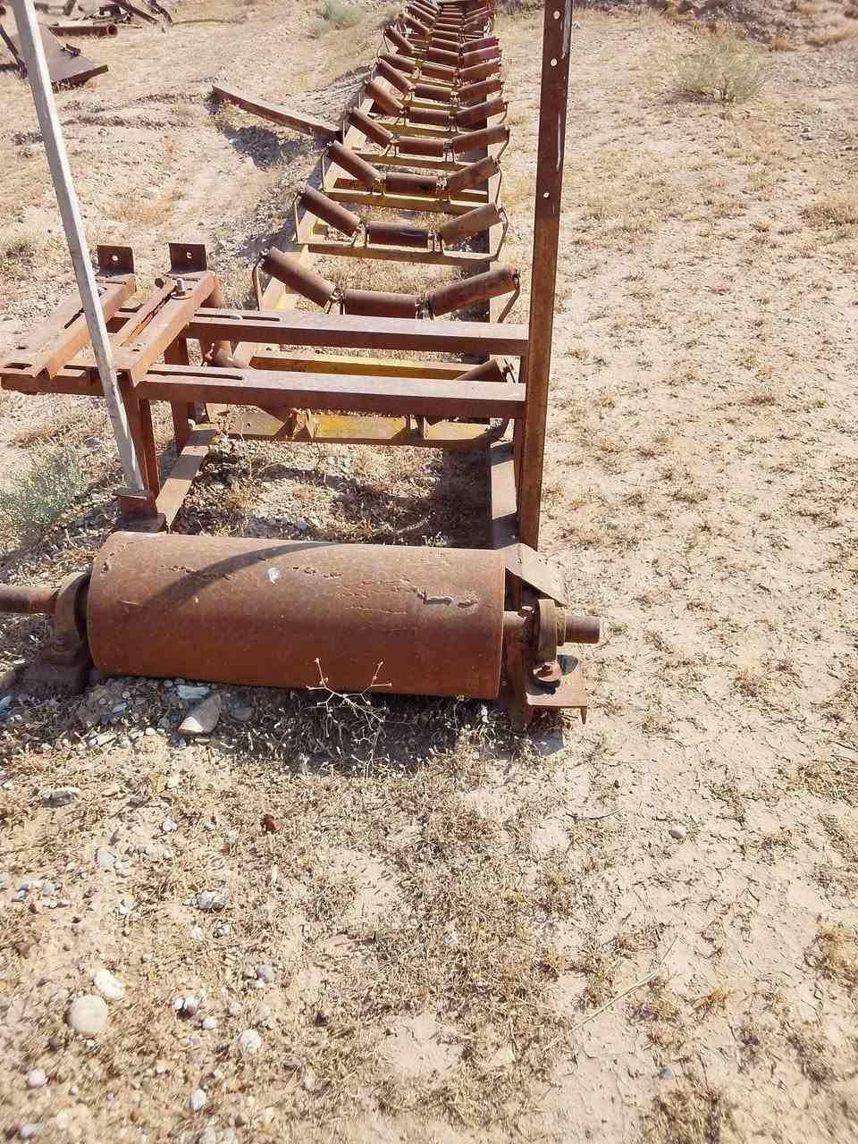 قوايش عدد 4للبيع طول ١٤متر عرض 80 نضيفات ***********
