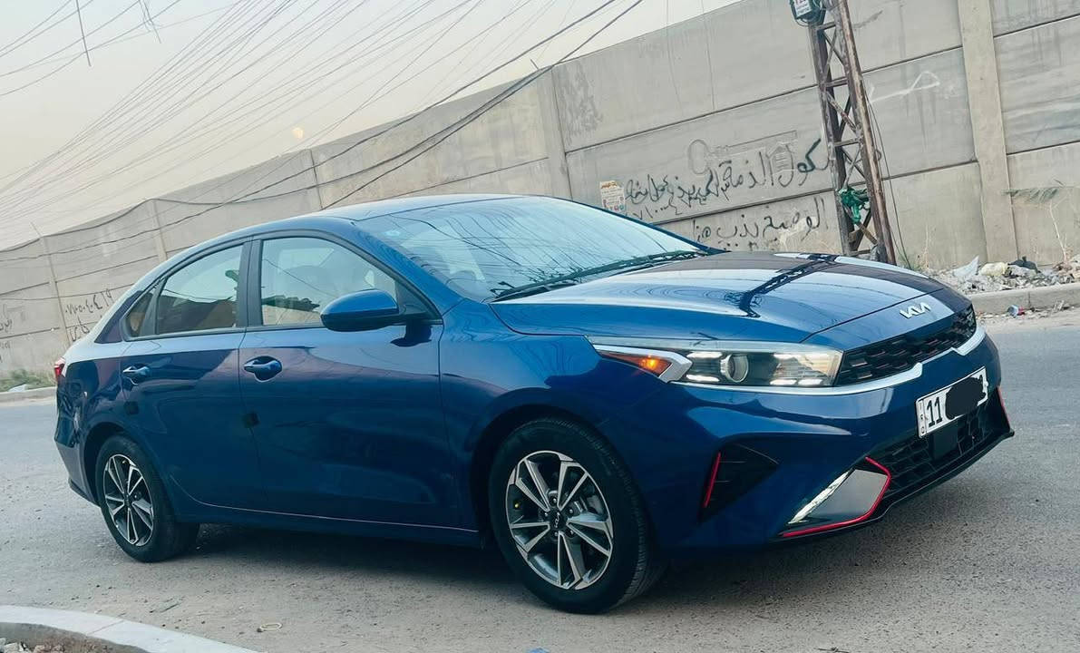 السلام عليكم للبيع كيا فورتي 2024 رقم بغداد بسمي تحويل مباشر وارد امريكي حادثها فقط البنيد مبدل نفس الون بدون صبغ محرك 2000 دوش ماشيه 21 الف ترايها على وضع الشركه مابيها اي نقص السعر 143$ العنوان الزعفرانيه فلكة المعهد *********** بغداد, العراق
