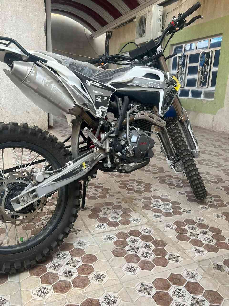 قفاز • ٢٠٢٥ • زيرو