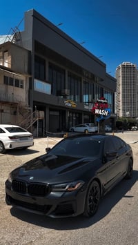 بي ام دبليو 530i • ٢٠١٧ • باكج M