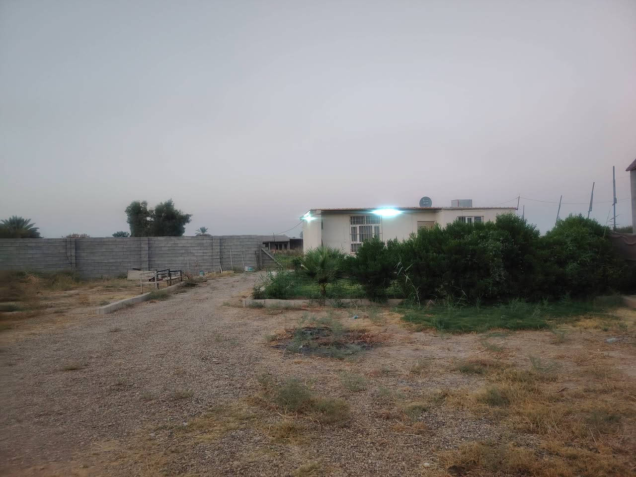 سلام عليكم
أرض زراعيه للبيع
الموقع صلاح الدين قضاء بلد مدخل ٣ بداية المدخل
تفاصيل الأرض
جنس عقار سند زراعي ٢٥
المساحه ٢٠٠٠ متر
مسيجه بالبلوك
تحتوي على
صاله ومطبخ
حديقه
ماء بئر واساله وكهرباء
للاستفسار الاتصال على الأرقام التاليه
***********
***********
او مراجعة مكتب التمار للعقار الواقع شارع المحطه محلات الحاج
