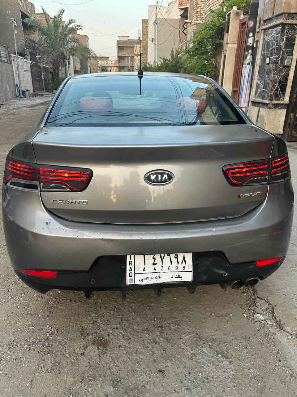 سلام عليكم
تحيه طيبه
كيا سيراتو 2012
خليجي  محرك دوش 1600
رقم بغداد
ماشيه190
بصمه
فتحه
حساسات خلفيه
جام كهرباء+ مرايات كهرباء شفط
تحكمات ستيرن
سياره طاك بيها الايرباك اثر حادث بسيط موجوده صور
وايضا كشرها تعبان وبيها ملاحضات
كير ومحرك مكفول قبل فتره مبدل دهن كير
سنويه ساقطه +عليها غرامات بحدود 500 ينزل من سعرها
السعر 70
مكاني بغداد
***********

