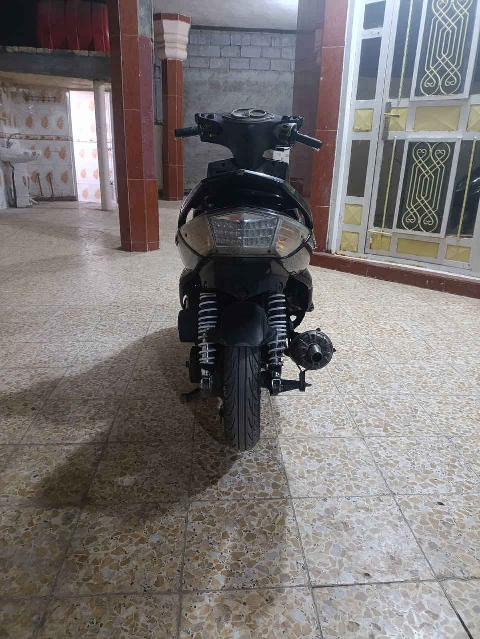 سلام عليكم سكنس فحل نوزل خطين الدراجه كله بلاديه السعر 750 وبيه مجال ***********/*********** او مراوس حسب القناعه
