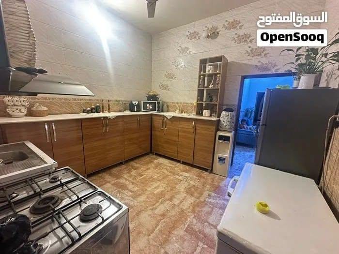 الخضراء • ١٥٠م • طابقين