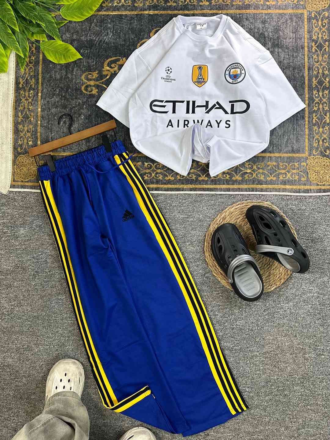 متوفر توصيل كافة محافظات العراق 🇮🇶 الحجز انستا او واتساب 🔥🤍مثبت بالبايو 🔥#العراق_السعودية_قطر_الامارات_الكويت_البحرين_اليمن_الخليج_سوريا_مصر_لبنان_الجزائر_تونس_المغرب_قطر_دبي #العراق #الشعب_الصيني_ماله_حل😂😂 #ملابس #مشاهير_العرب

نص مكتوب في الصور:
- السيت 25
- البروكس 7