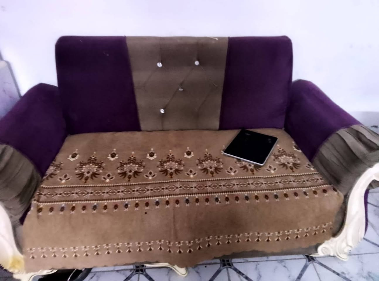 سلام عليكم تخم للبيع السعر 50 ***********
