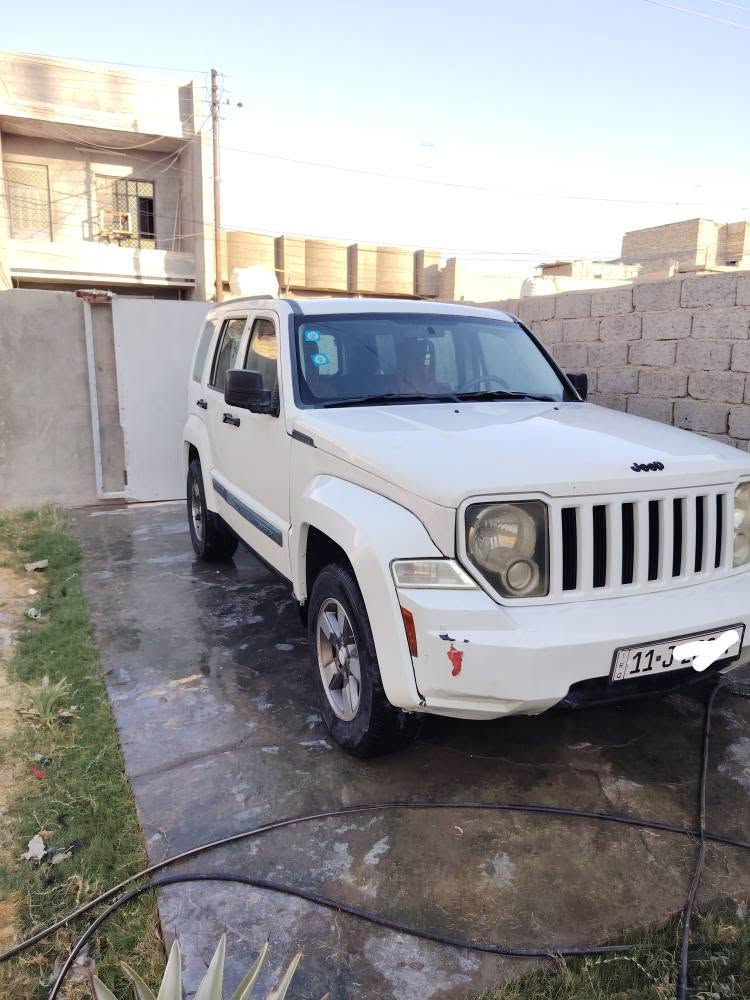 جيب ليبرتي 2008 رقم بغداد بأسمي سنويه وهزه جديده تحويل مباشر بدون حادث صبغ قطع ابيع حزام  محرك كير اكسر تبريد شرط كفاله تو ويل كهربائيات كله شغال منظومة زنون صدر خلفي امامي جديد تخم تاير جديد السعر 70 ومجال بسيط بيع فقط مكاني بغداد ابو غريب شراي يتصل *********** بغداد, العراق

