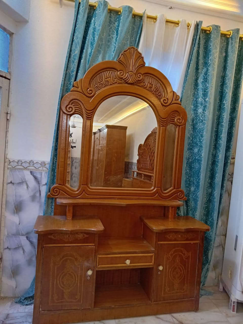 غرفه اخشاب • بيه مجال