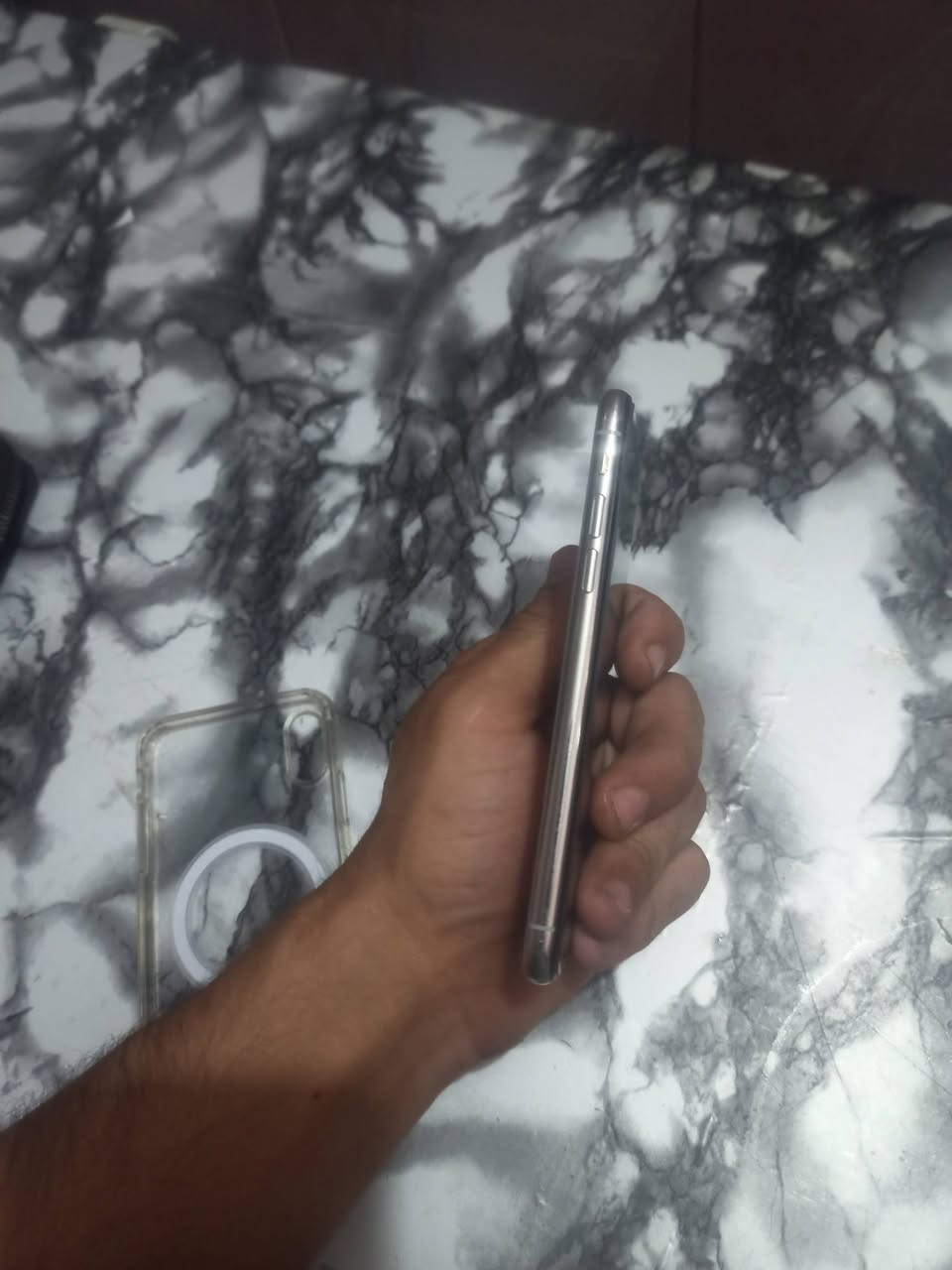 ايفون إكس امبدل بطاريه ويمكن شاشه جاهز نضافه ميه بل ميه
جهاز مرتب ونضيف مساحه 256 سعره 155الف رقمي واتساب ***********
