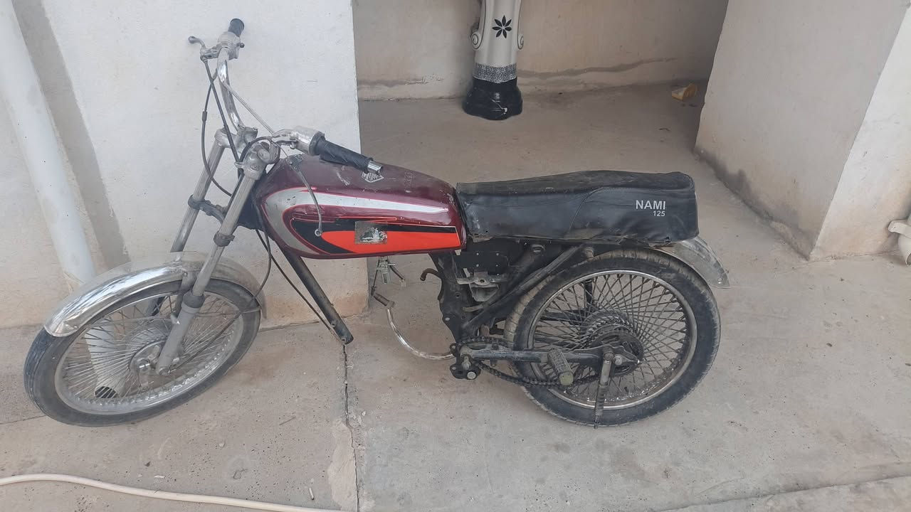 شاصي كامل يرادلة بس مكينة ب 130 وبي مجال حك جيةة تواصل ***********
