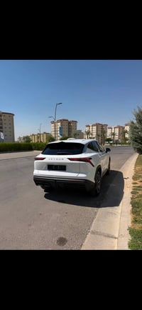 موديل ٢٠٢٦ • كفالة هارلم • مقاعد جلد