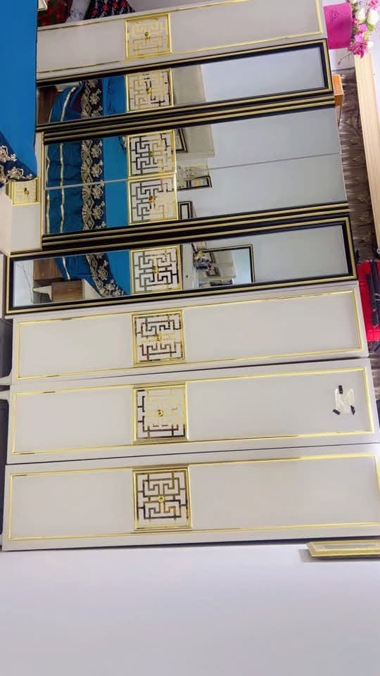 غرفه تركيه ١٠ قطع نظافه ١٠٠٪ العنوان الأمين الثانيه السعر ٩٠٠ ) ‭***********
