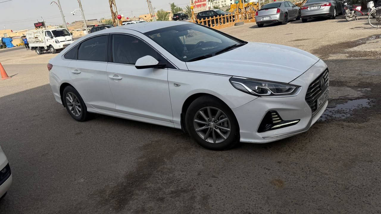 سوناته موديل 20 وارد كوري 3 قطع صبغ فقط بدون معجون محرك 2000 دوش رقم اربيل 
ماشيه 90 .. 

*********** البصرة, العراق
