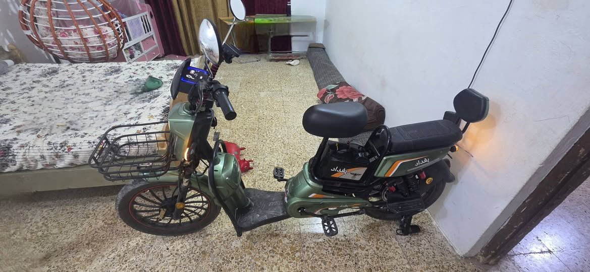 دراجه شحن للبيع المكان بابل القاسم مستخدمه 3اشهر بطاريه ليثيوم للاستفسار اكثر اتصل على اوالمراسله خاص***********
