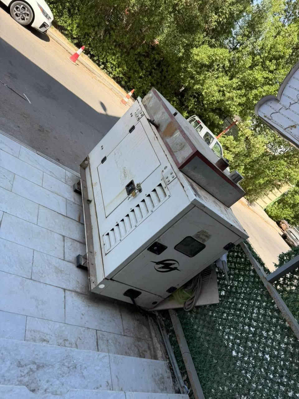 مولده بيركنز للبيع 
20kv
مستخدمة قليل 
سعرها ٤٥ ورقة قفل
للاستفسار ***********
