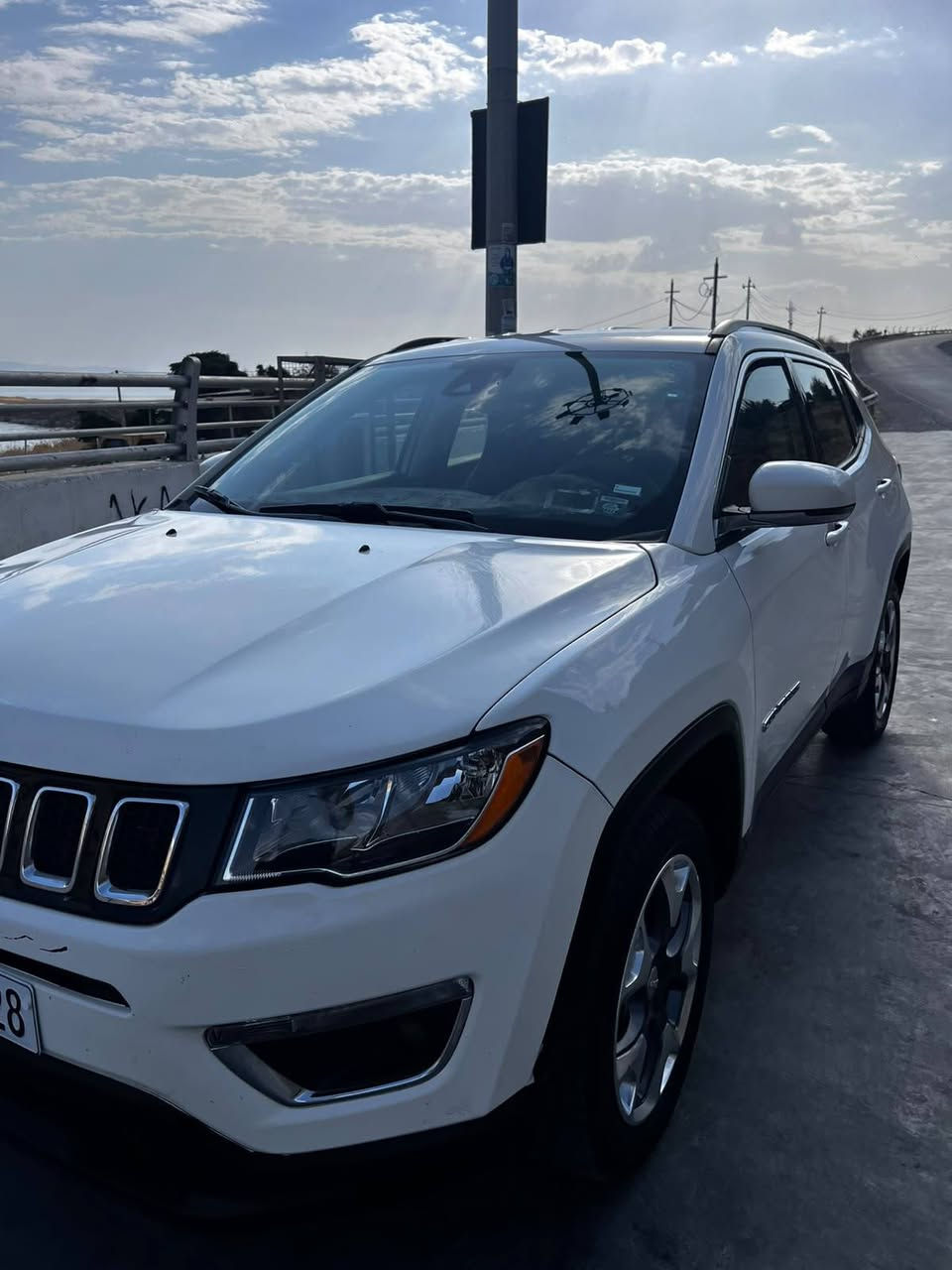 jeep compass 4x4 limited 2021
موديل ٢٠٢١ 
80,000 کیلۆمەتر ڕۆیشتووە
ڕەقەم هەولێر
بۆنيتی بۆیاغە 
چەمەلاغی سەکنی ساردە کوتە وێنەی سۆنەرەکەش دانراوە
ئێرباگی سیستەمە
مەکینە ٢.٤
ڕەقەم و سەنەوی تازەیە
گێڕ و مەکینە و تەبرید بەشەرت
کوشن جلد و کارەبای
کوشن و سوکان هیتەرە سارد و گەرم 
شاشە گەورە و کامیرایە 
تەعدیل سورعە و ڕادار 
خەتی جادە 
٤ تایەی لۆک
پێش و دواوەی تازە توند کراوەتەوە
بەسمە
شەغال
برێکی دوگمەیە
هایدرۆلیکی گێر تازە گۆڕاوە
دەبڵ ئەکسل
سعری : 160 گەڵا
ناونیشان/ ڕانیە
 📞 *********** رانية, السليمانية
