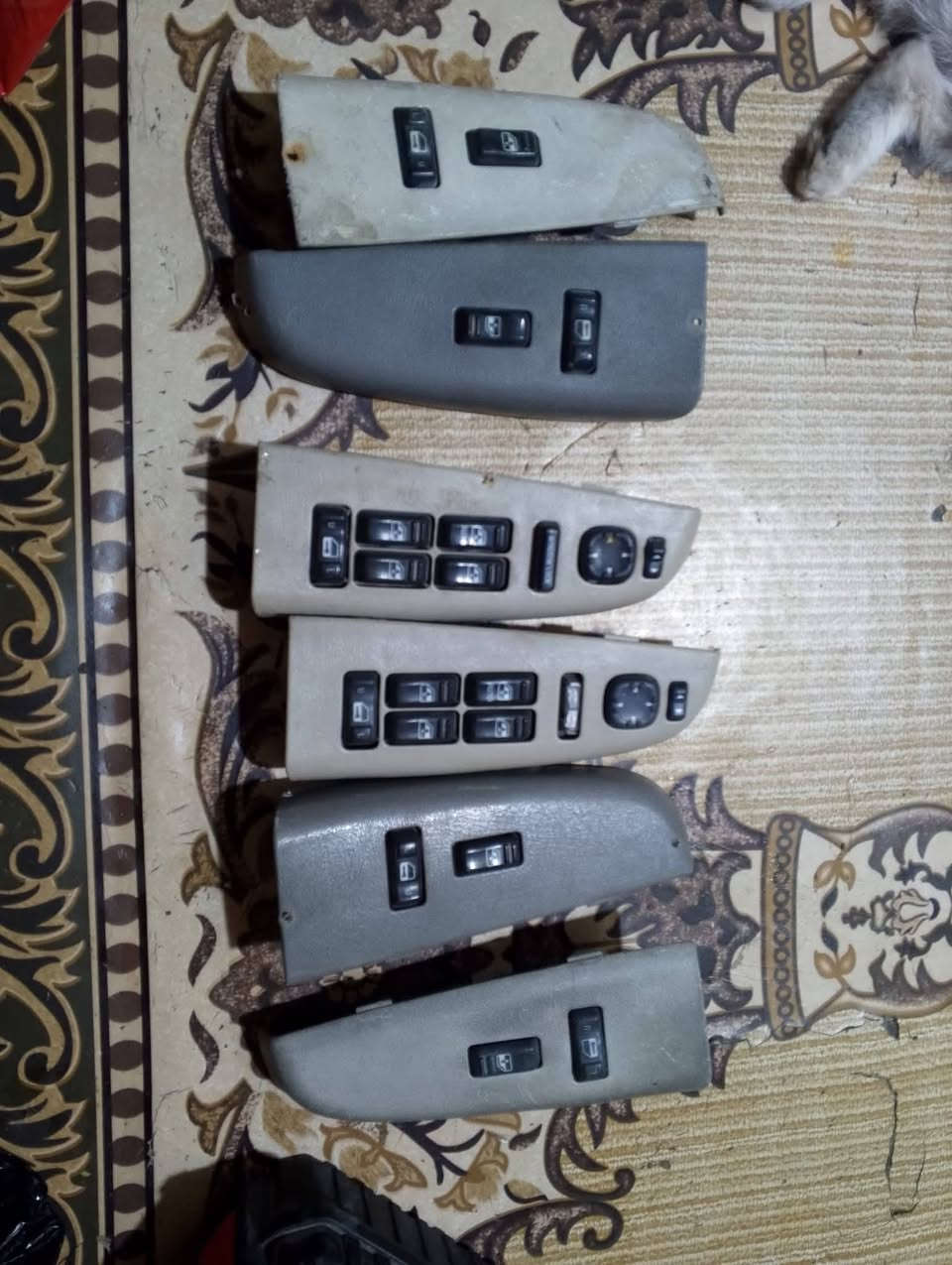 مكينه 5300 نظيفه كلش مع اكسل 6 برغي مع قطع غيار الزبير المربد القديم ***********
